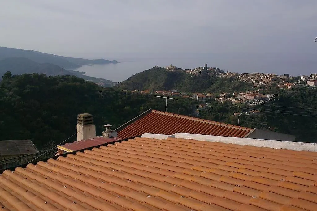Apartment Casa Vacanze Merca Piraino